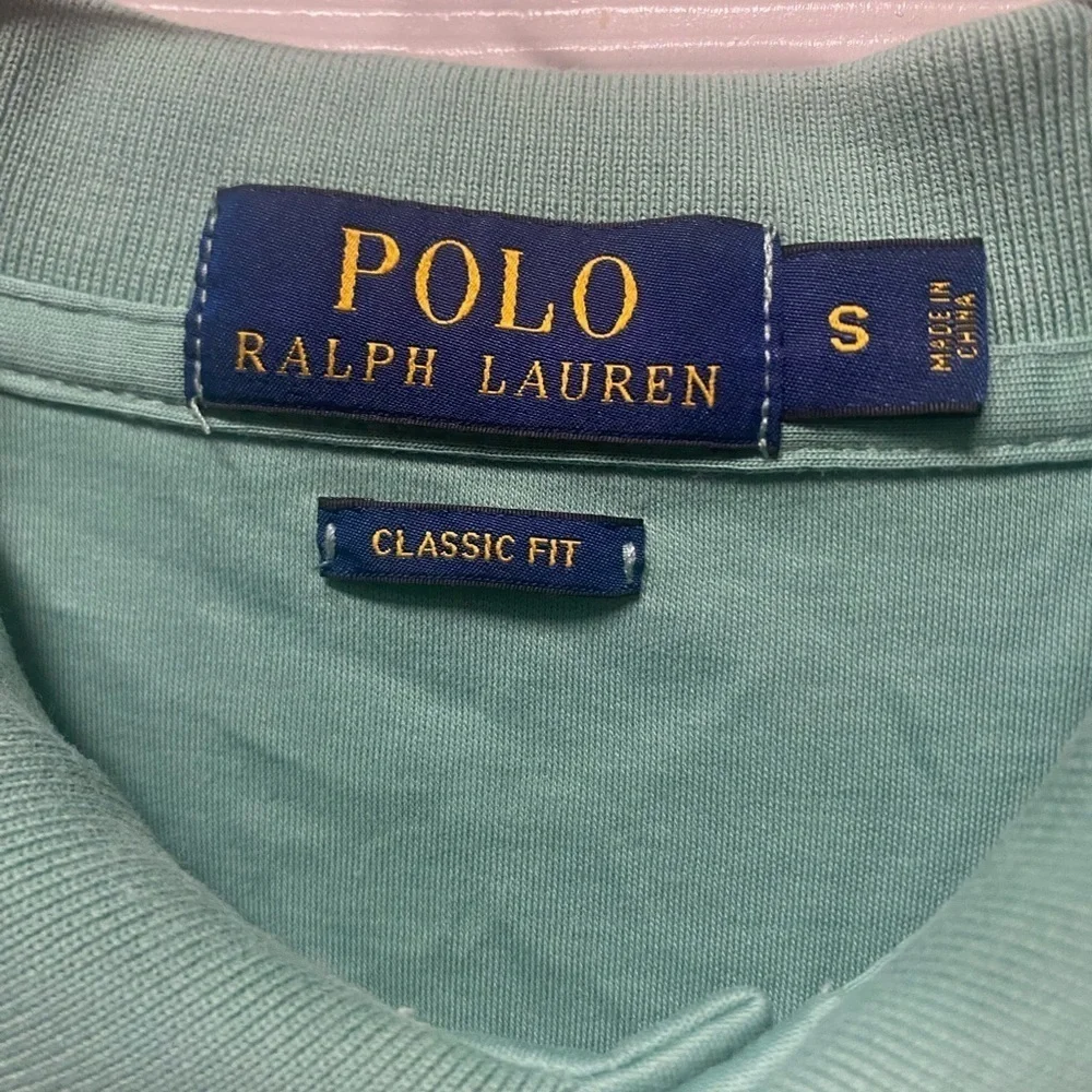 Ralph Lauren Classic Fit Performance Polo ShirtSize Small